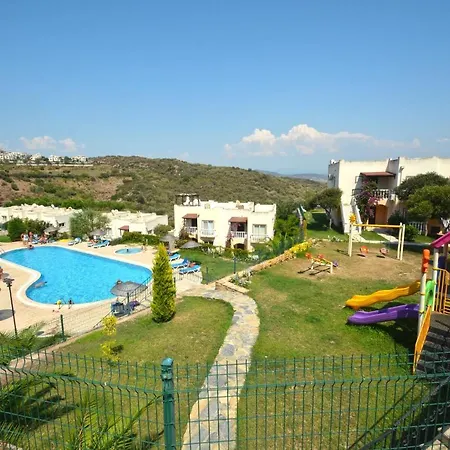 Bodrum Tq 2 Bedroom Garden Holiday Homes L13 Casa vacanze *