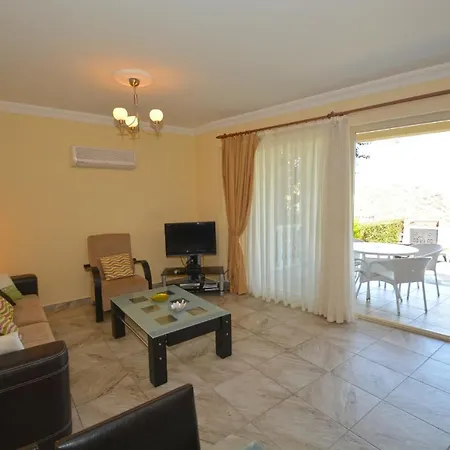 Bodrum Tq 2 Bedroom Garden Holiday Homes L13 Casa vacanze Bogazici